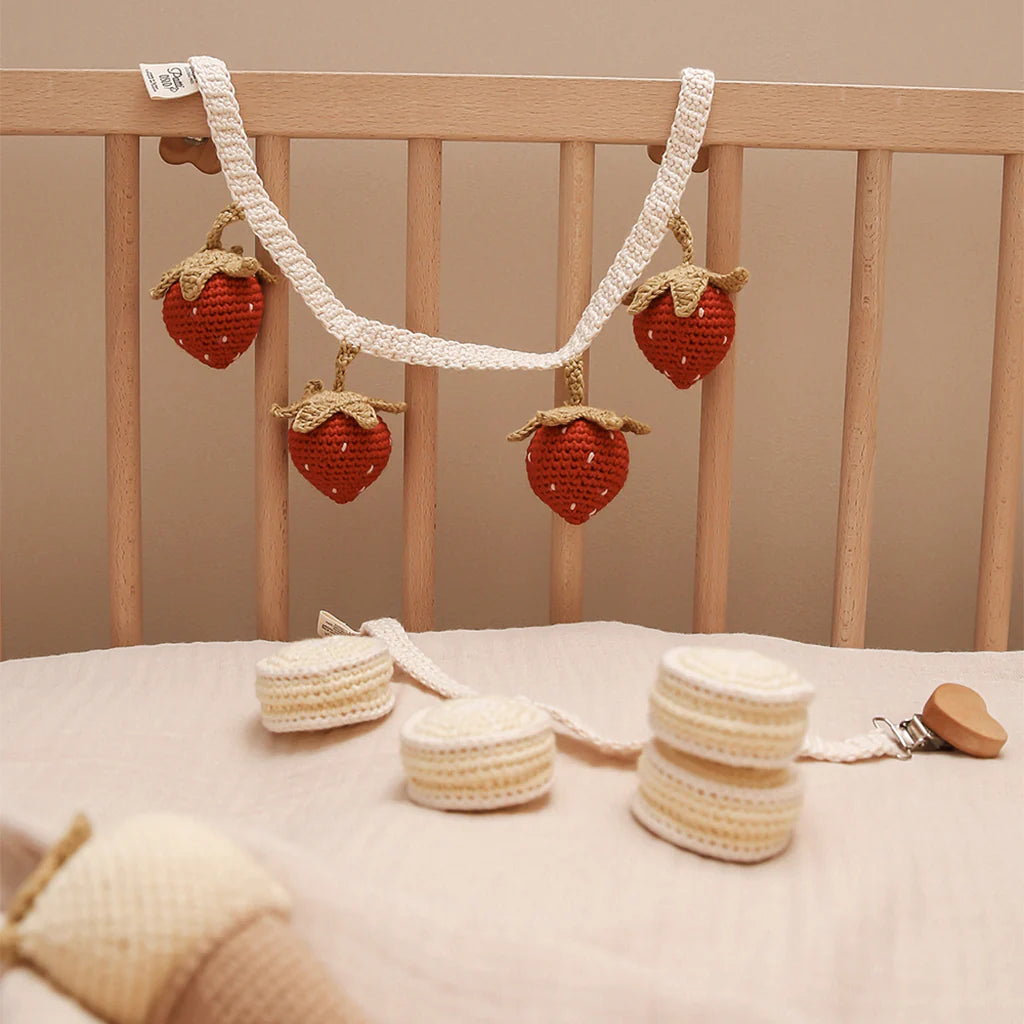 Patti Oslo - Strawberry Pram Chain