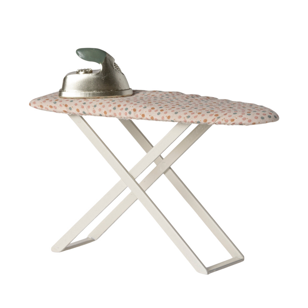 Maileg - Iron & Ironing Board  For Mouse - Spots